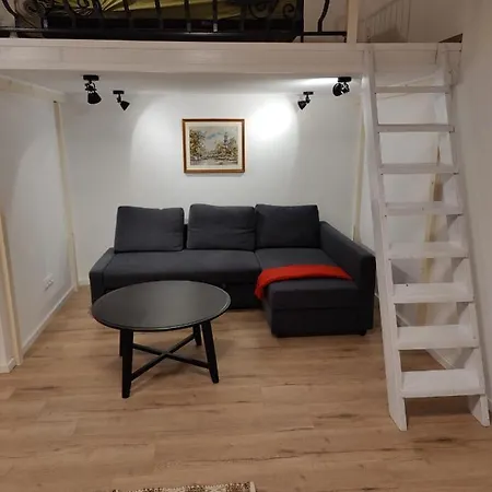 アパート Calm, Artistic 9th Distric ブダペスト